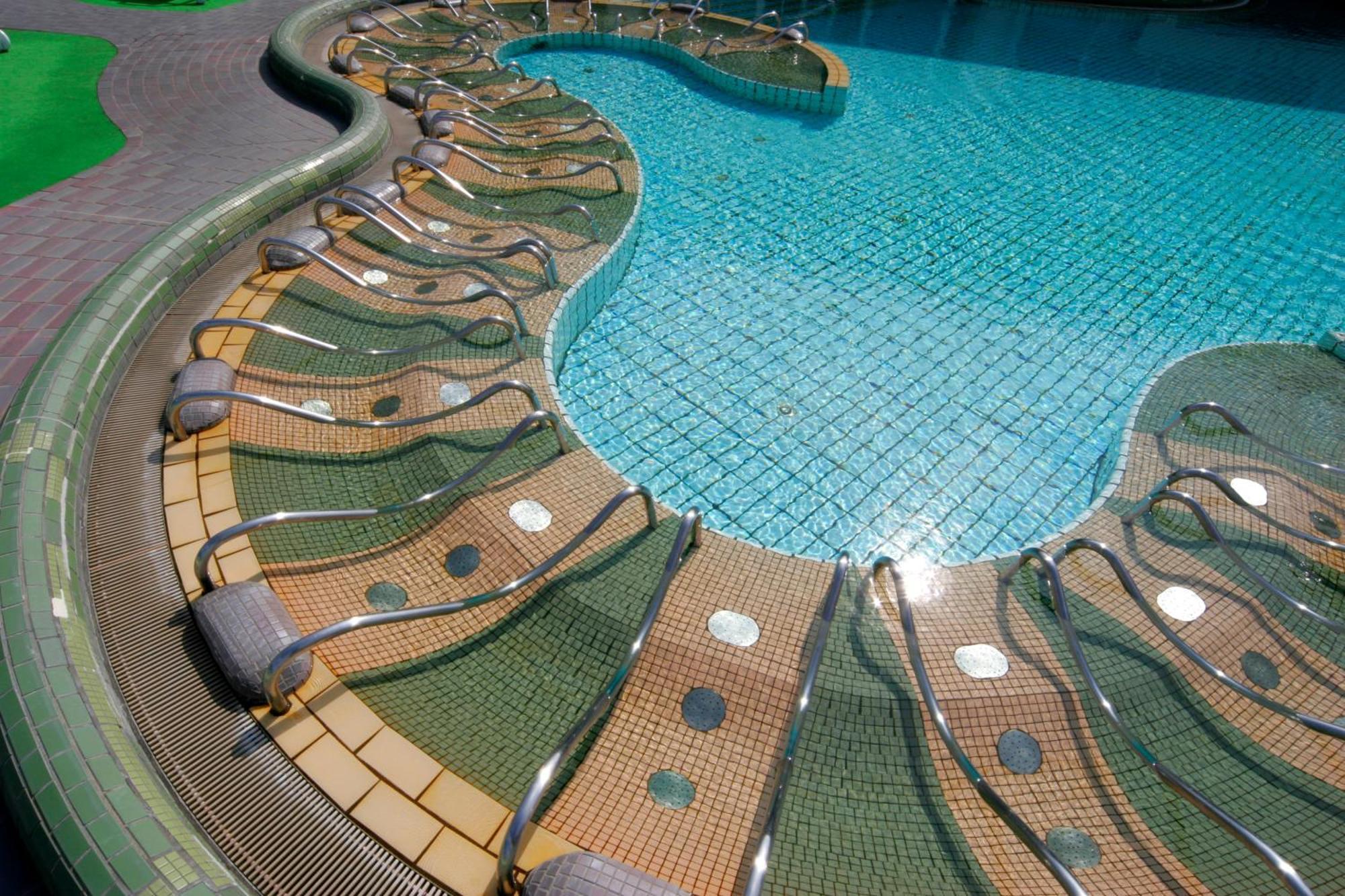 Chateraise Gateaux Kingdom Sapporo Hotel & Spa Resort Exterior photo